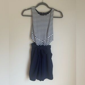 Hutch Anthropologie Women’s Romper Sleeveless Navy & White Stripe XS Cut Out